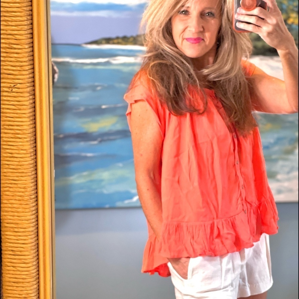 Eyeshadow Coral Blouse, Easy Wear and Care, Stretchy, Roomy, Comfy, M